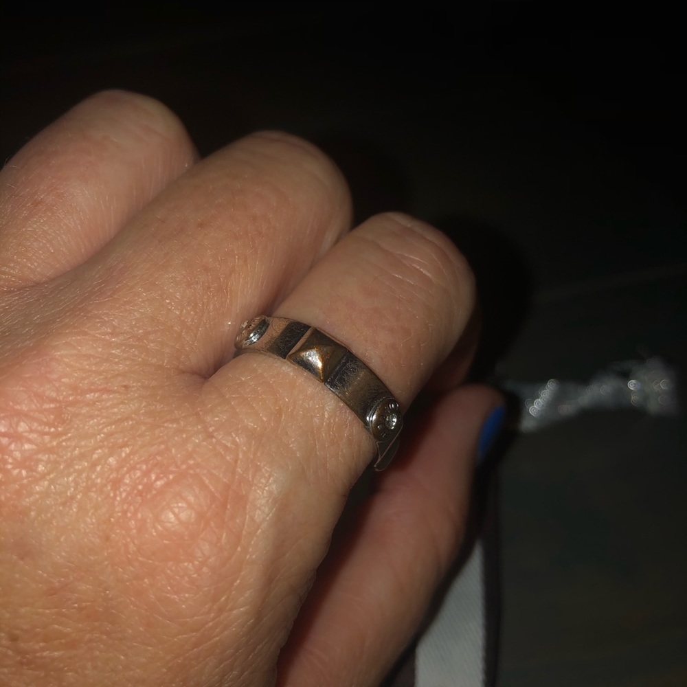 Ring